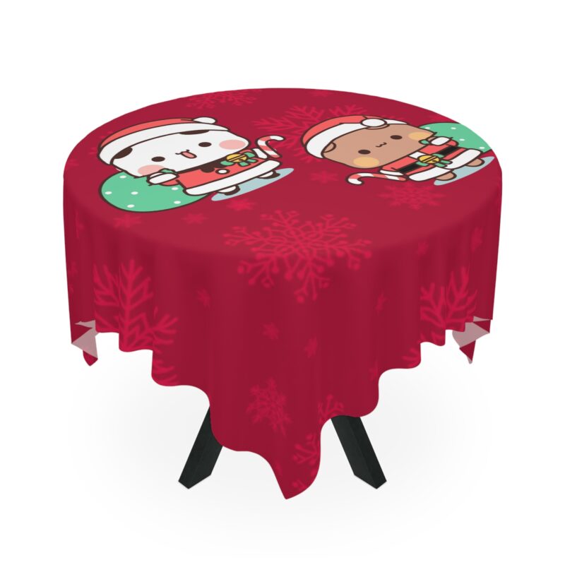 Bubu Dudu Christmas Tablecloth - Festive Bear and Panda Holiday Linen for Joyful Dining (140cm × 140cm)
